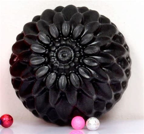 Buy R Pure Chemical Free Charcoal Bath Soap | Each 80 Grams | Pack Of 4 ...