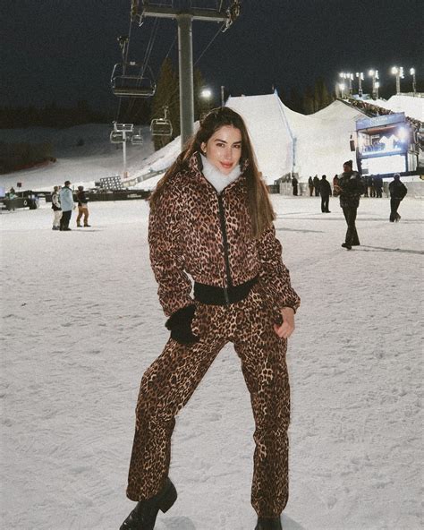 Guada Diagosti | Hello February ️‍🔥👩🏻 @guadadia #mood #girly #hellofebruary #fitbody | Instagram