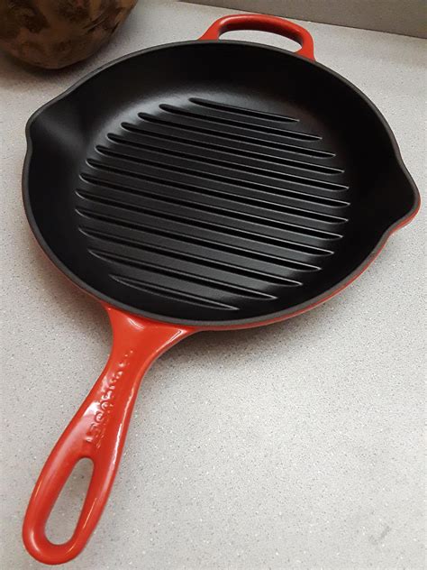 Le Creuset #26 cast Iron skillet grill $1.99 : ThriftStoreHauls
