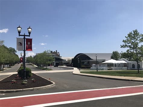 Fairfield University - Acceptance Rate, Deadlines & Admission Info