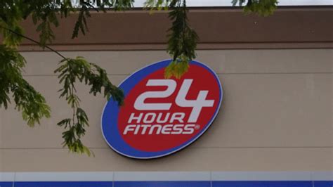 24 Hour Fitness Logo