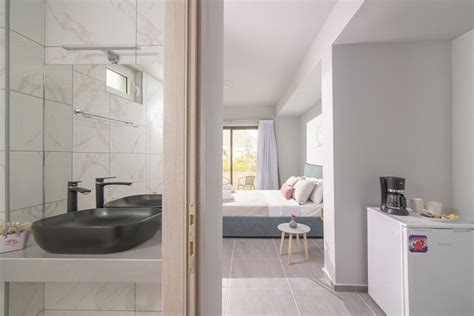 GOLDEN SUNLIGHT HOTEL BY ESTIA (Kato Gouves) - Inn Reviews, Photos ...
