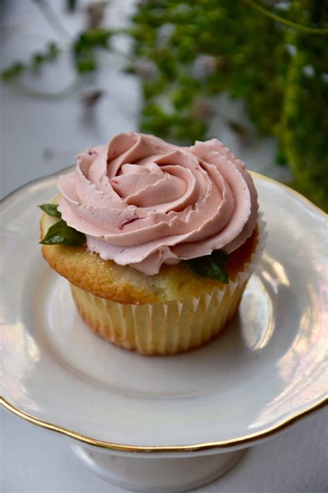 Individual Cupcakes - Bake Me Treats