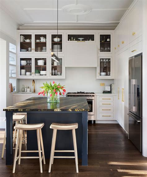 Small white kitchen ideas: 10 design tips for light kitchens | Homes ...