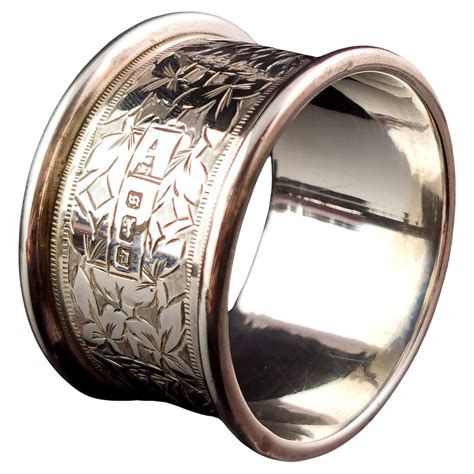 Antique sterling silver napkin ring, floral engraved For Sale at 1stDibs