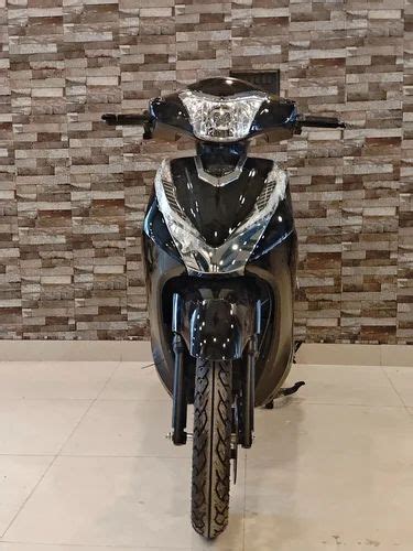 Activa 12 Electric Scooter - Black Electric Scooter Trader - Wholesaler ...