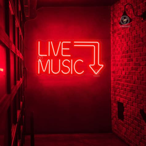 Music Store Sign 的图像结果