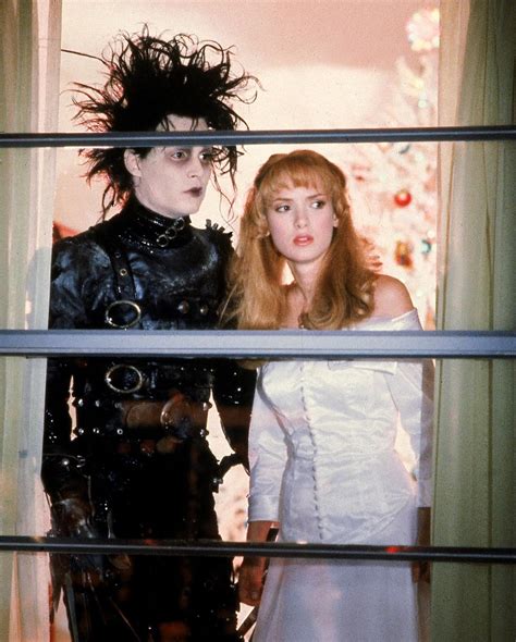 Johnny Depp Winona Ryder Edward Scissorhands
