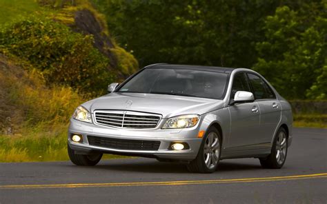 2010 Mercedes-Benz C-Class Image. Photo 30 of 73