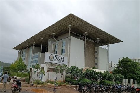 SRM University Amaravati's Expansive 100-Acre Campus Review by Maneesh ...