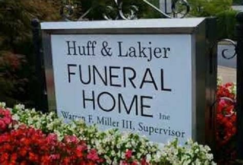 HUFF & LAKJER FUNERAL HOME - Updated December 2025 - 15 Photos & 18 ...