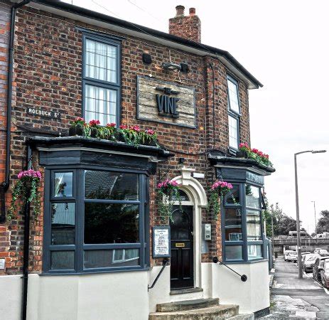 Looks like a pub but best curry in midlands - Reviews, Photos - The ...