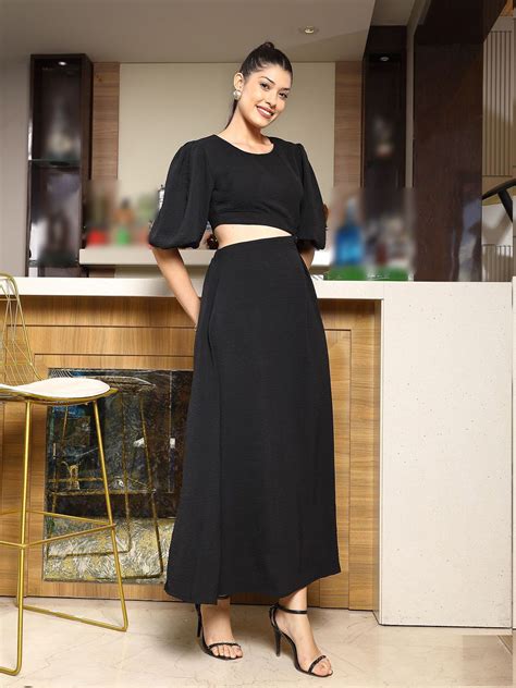 Women Self Design Flared Sleeve Cut-Outs Fit & Flare Midi Dress black ...