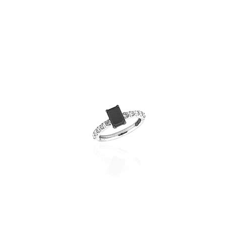 Emerald Diamond Ring – Prakshi Fine Jewelry