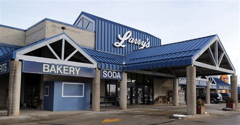 The Buzz: Larry's Piggly Wiggly stores sold in Kaukauna, Little Chute.
