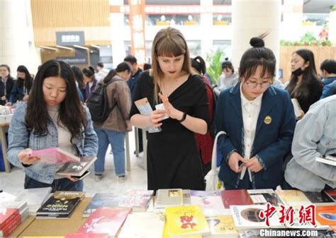 俄罗斯女孩在吉林留学圆“中国梦”：未来当教师传播汉语|刘栋|安娜|俄罗斯_新浪新闻