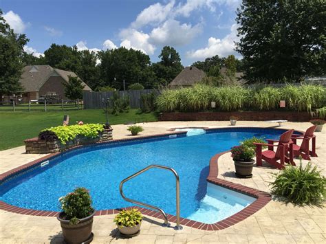 Pool Financing Options in Atoka | Advanced Pools, Inc.