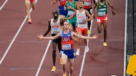 Cole Hocker gets to race and gets his gold in worlds 5,000 meters ...