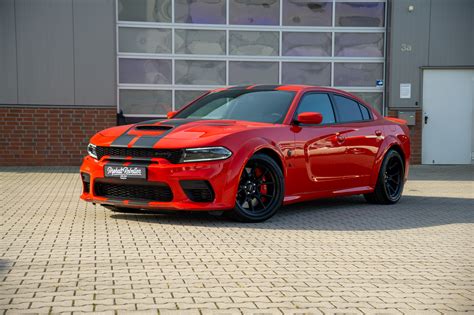 Dodge Charger SRT Hellcat Jailbreak Redeye – Asphaltrebellen