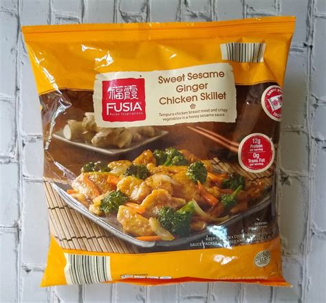 Fusia Asian Inspirations Sweet Sesame Ginger Chicken Skillet | Aldi ...