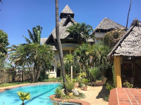 Lamu Island’s Seafront Villa 2 bedroom Apartment. - Flats for Rent in ...