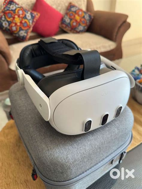 Meta Quest 3 512gb -only 3 months old -MINT condition w/ strap & case ...