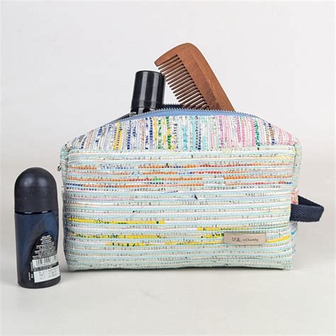 Upcycled Handcrafted Travel Pouch (TK0226-005) PS_W – reCharkha - The ...