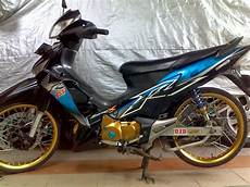 Modifikasi Supra X 125 R Hitam by Gambar Modifikasi Supra X 125 Sederhana Terbaru Model Road Modifikasi Supra X 125 R Hitam