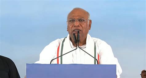 AICC revamps TPCC, appoints 27 vice-presidents, 69 general secretaries