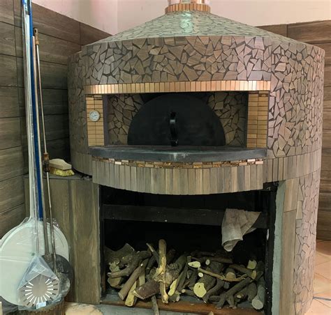 Outdoor Wood Burning Oven | Home Decor