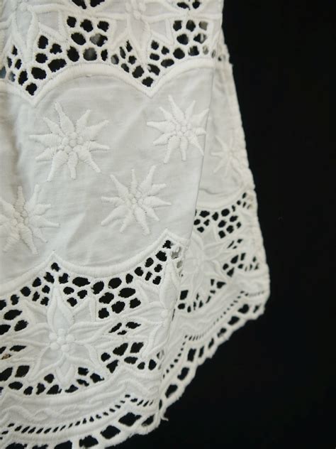 Kurze Dirndlschürze weiß Baumwolle Höck Dirndl Schürze Spitze Stickerei ...