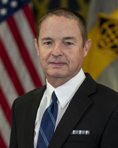 USAFMCOM’s Sullivan receives AUSA national award | Article | The United ...