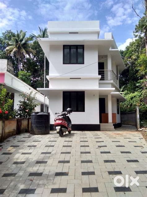 Charming 1BHK at Chittilapilly, Walkable to Amala & IES , Thrissur ...