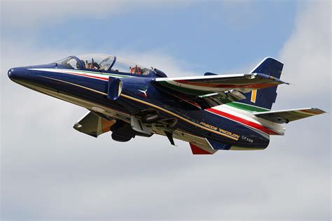 Le M-345 reçoit sa certification en Italie - Aerospatium