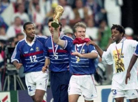 Zinedine Zidane, met Frankrijk wereldkampioen voetbal (1998) | Football ...