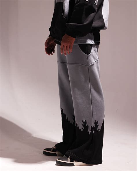 MILITARY FLARED SWEATPANTS - MOUNTAIN – Dream Island