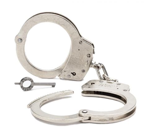 Image of M100 M&P NICKEL HANDCUFF