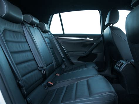 How to Shampoo Car Seats: A Step-by-Step Guide for Immaculate Results - Fusion Carwash