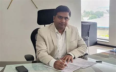 Mangaluru: DC Mullai Muhilan orders traffic restriction on Maravoor old ...
