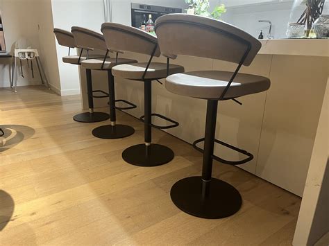 Pre-owned & Refurbished CALLIGARIS - New York Bar Stools With Gas Lift ...