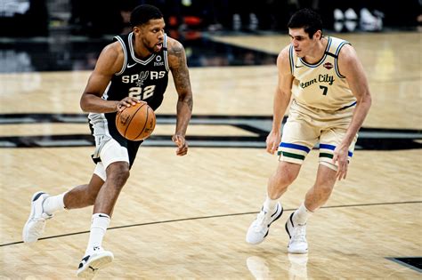 Photos: Spurs vs. Bucks 1/6 Photo Gallery | NBA.com