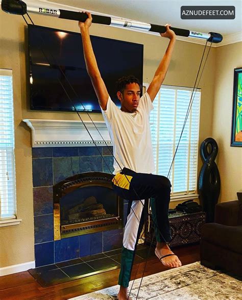 DOUGLAS CHRISTIE JR. Feet - AZNudeFeet Men