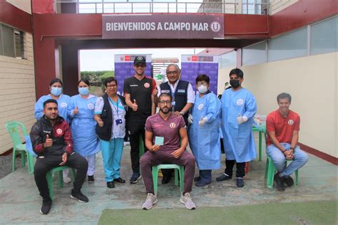 Diris Lima Sur realiza vacunación al plantel del Club Universitario de ...
