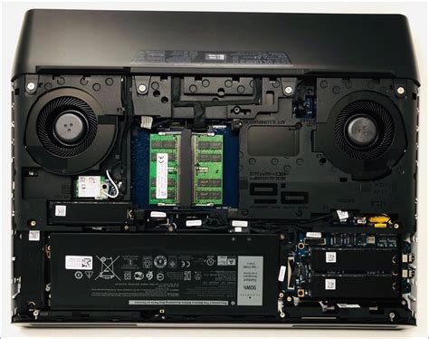 Alienware Area 51M R1 vs R2 的图像结果