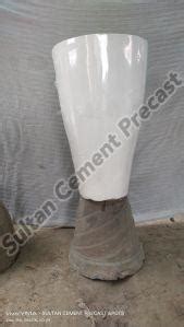 Yellow Round Flower Pots Manufacturers and Suppliers from Bangalore
