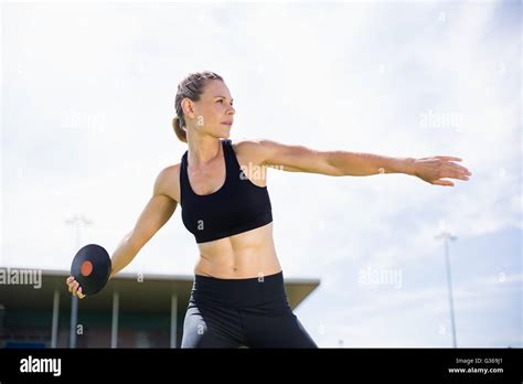 Discus Throw 的图像结果