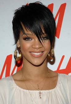 Rihanna Boy Cut Hairstyles by Rihanna Boy Cut Black Hairstyle With Fringed Bangs Rihanna Boy Cut Hairstyles