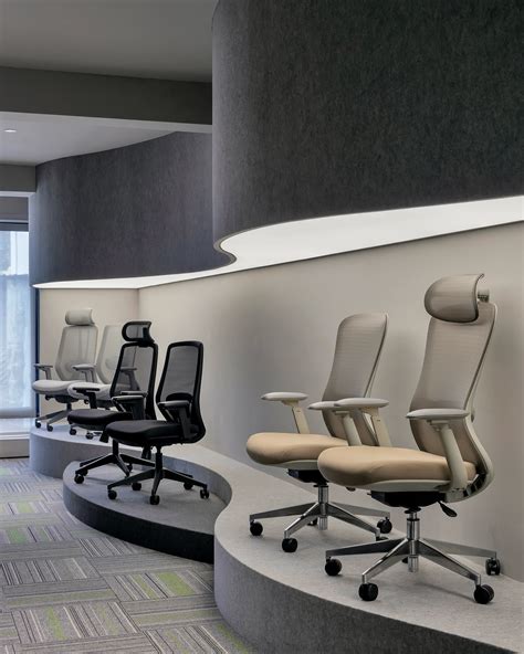 the interior W O R K S H O P | V E E Y A Shadows and Spaces: A ...