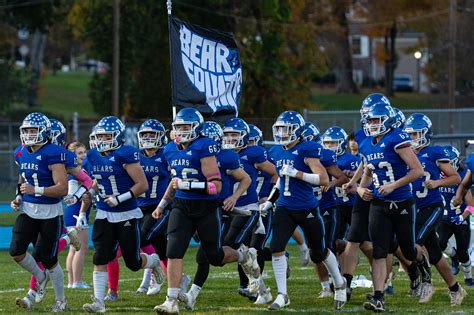 Football photos: Hawthorne HS vs. New Milford HS, NJSIAA North 1, Group ...