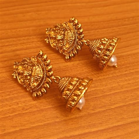 TEMPLE LOOK GOLD PLATED PEARL JHUMKA'S – Sanvi Jewels